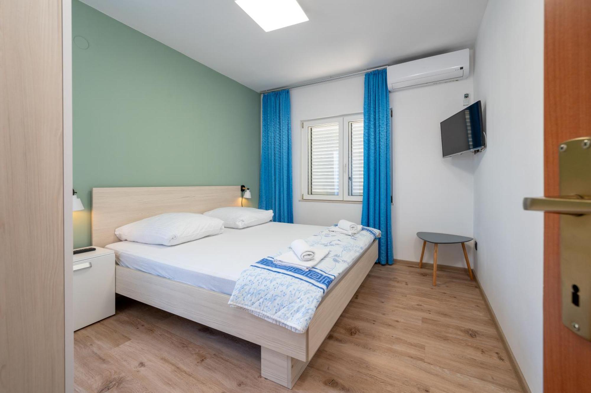Apartments Zdravko Τρογκίρ Εξωτερικό φωτογραφία