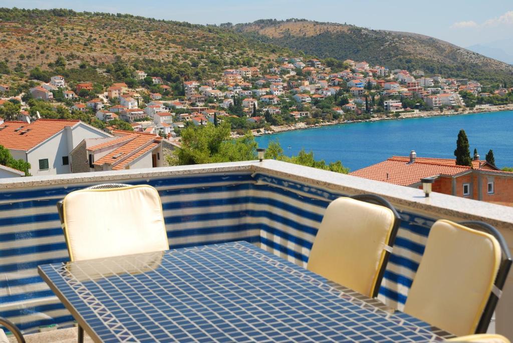Apartments Zdravko Τρογκίρ Εξωτερικό φωτογραφία